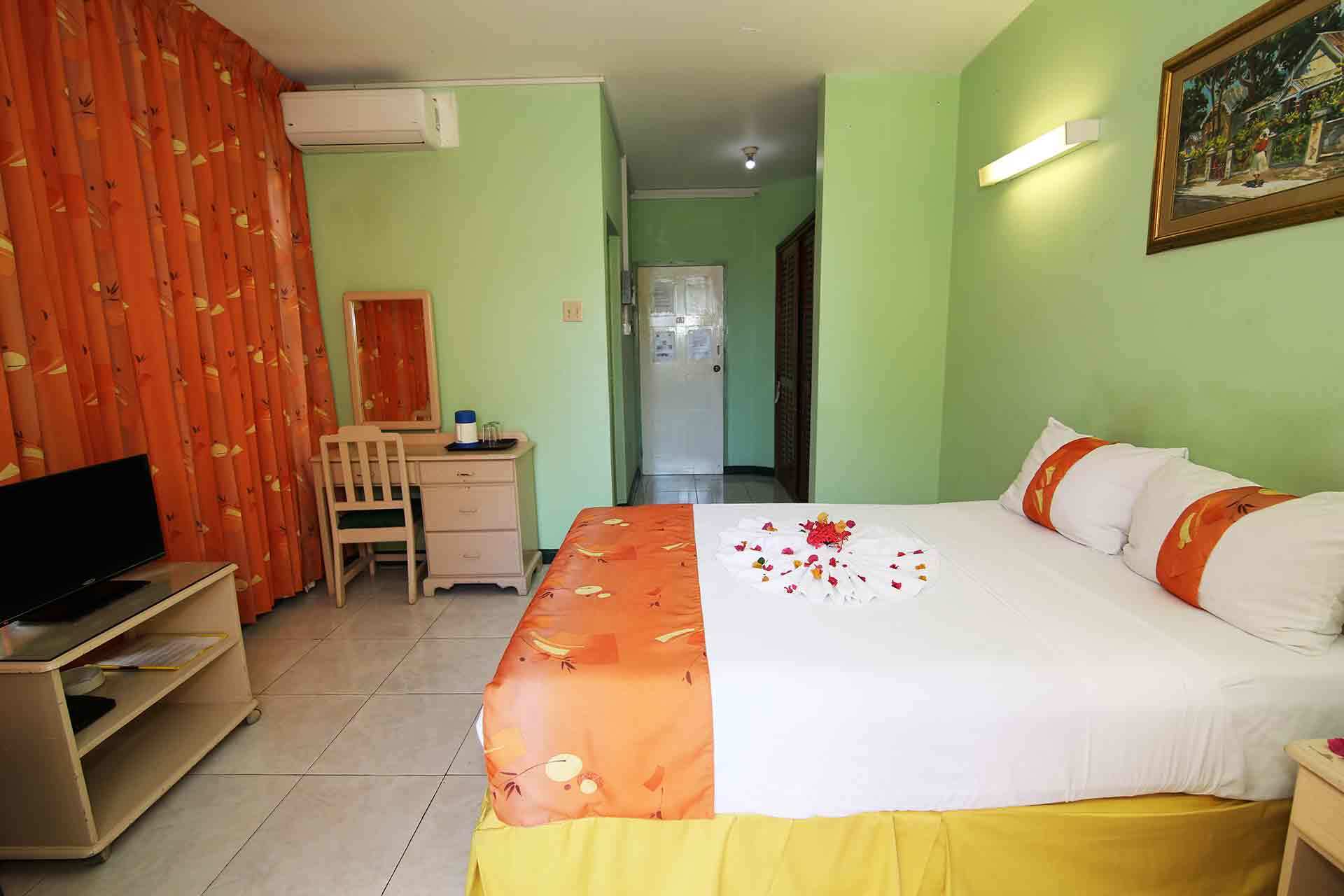 Foote Prints On The Sands Hotel Negril Exteriör bild